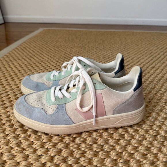 VEJA Multi Color Sneakers - Picture 3 of 4